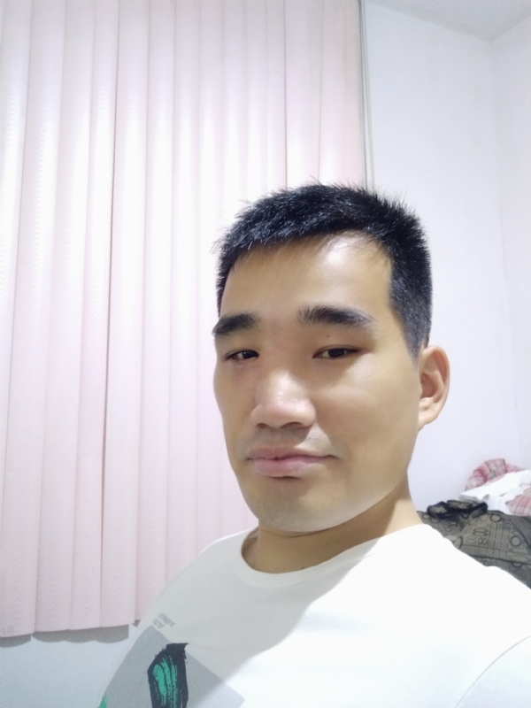 大男孩的第一张照片--三明相亲服务中心