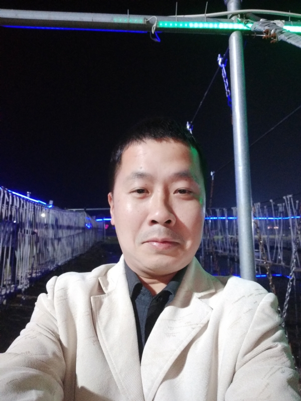 阿峰的第一张照片--三明相亲服务中心