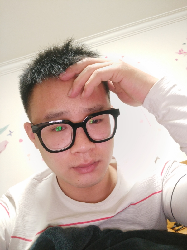 华灯初上的夜晚的第一张照片--三明相亲服务中心