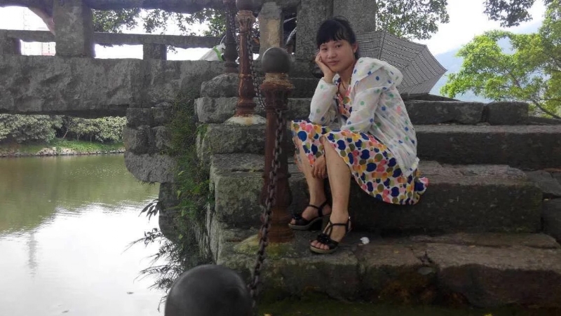 女子悠然的第一张照片--三明相亲服务中心