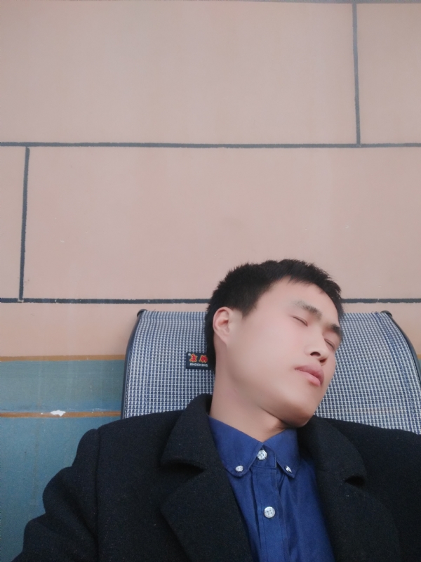 有钱爱情才能长久的第一张照片--三明相亲服务中心
