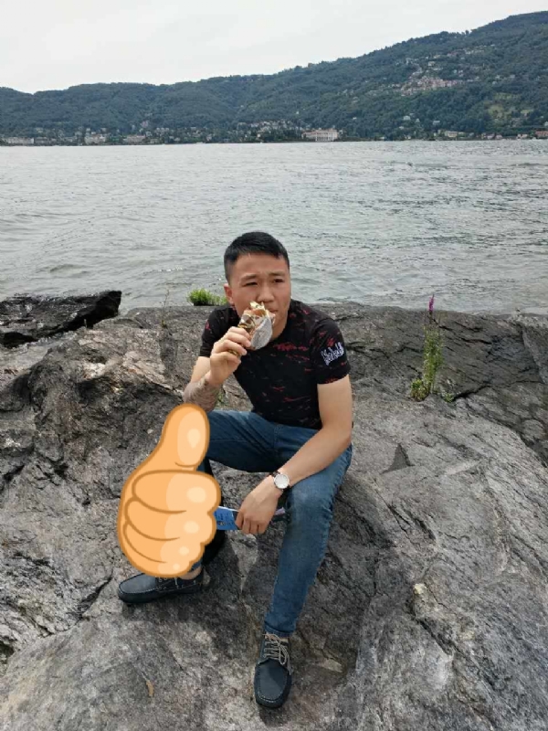 绚烂背后的平淡的第一张照片--三明相亲服务中心