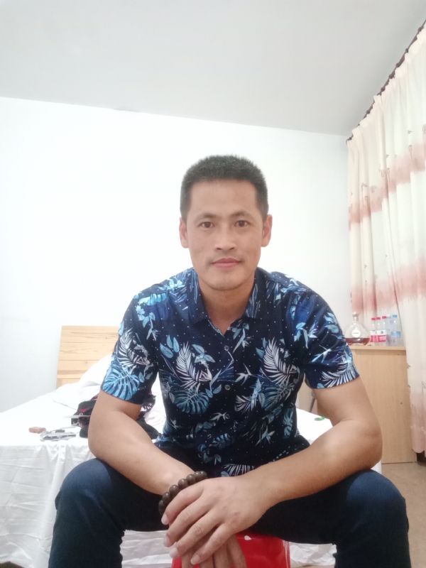 风雨夜归人的第二张照片--三明相亲服务中心