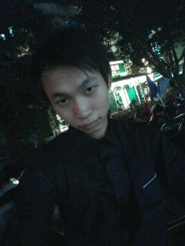瞬间回眸的第一张照片--三明相亲服务中心