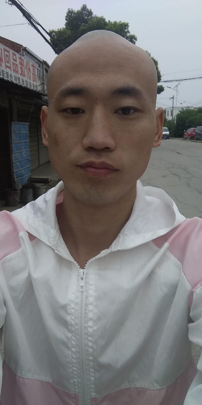 花花公子的第一张照片--三明相亲服务中心