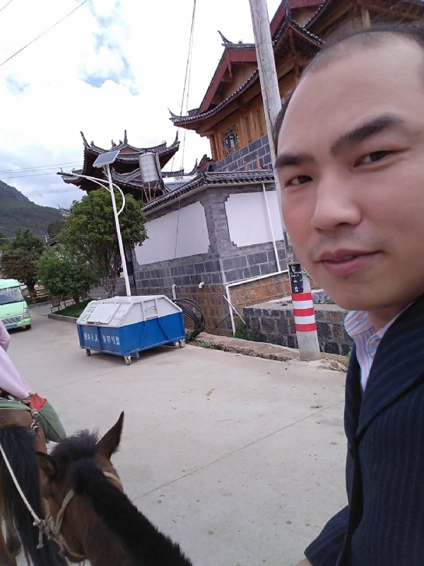 当代军人的第一张照片--三明相亲服务中心