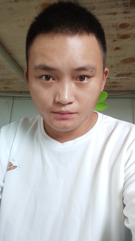 水里面的云呀的第一张照片--三明相亲服务中心