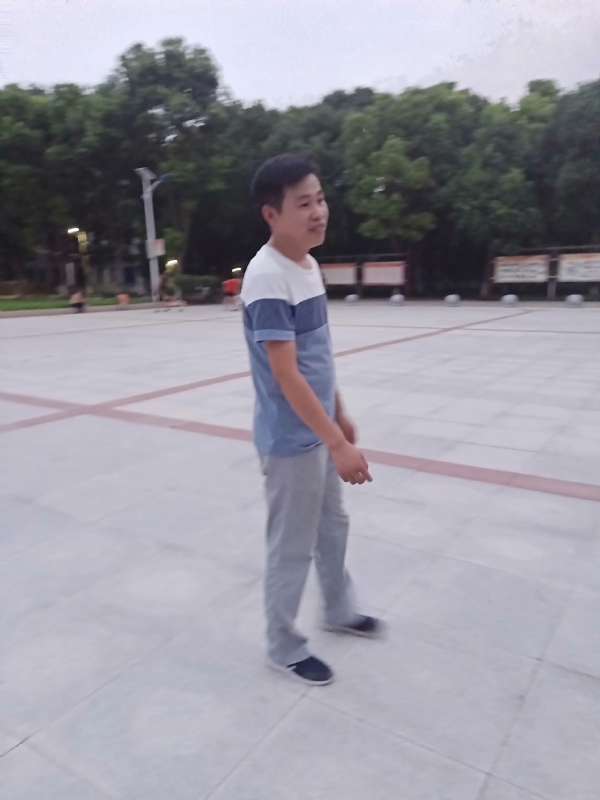 一笑的第一张照片--三明相亲服务中心
