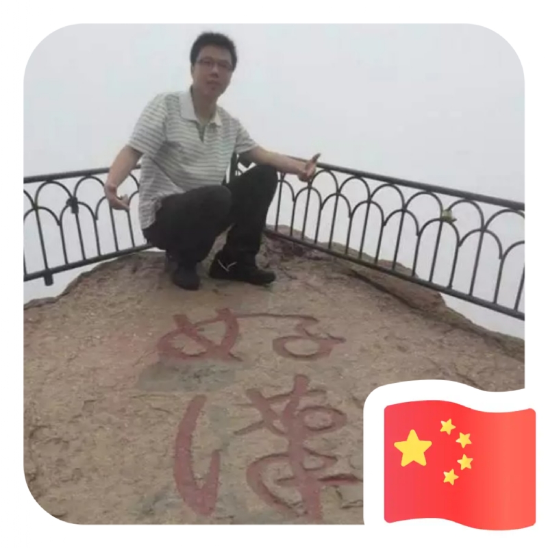 一只小虎牙的第一张照片--三明相亲服务中心