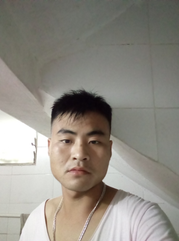 落叶知秋的第一张照片--三明相亲服务中心