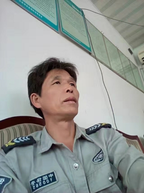 卧窗听雨的第一张照片--三明相亲服务中心