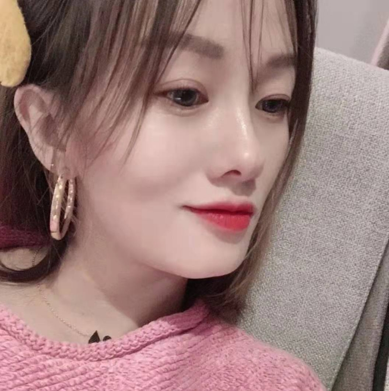 微醺的笑容的第一张照片--三明相亲服务中心