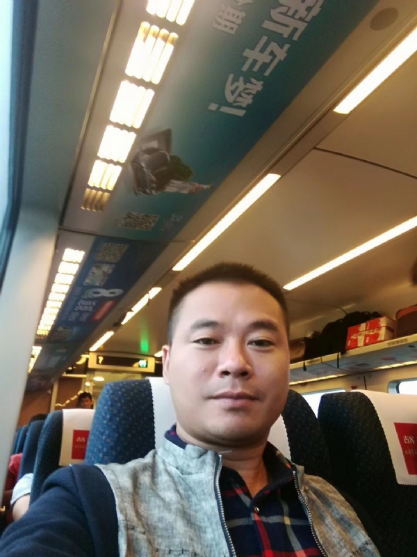 等爱的人的第一张照片--三明相亲服务中心
