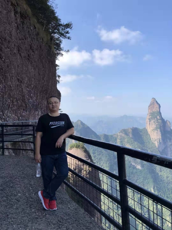 不杵于物的第一张照片--三明相亲服务中心