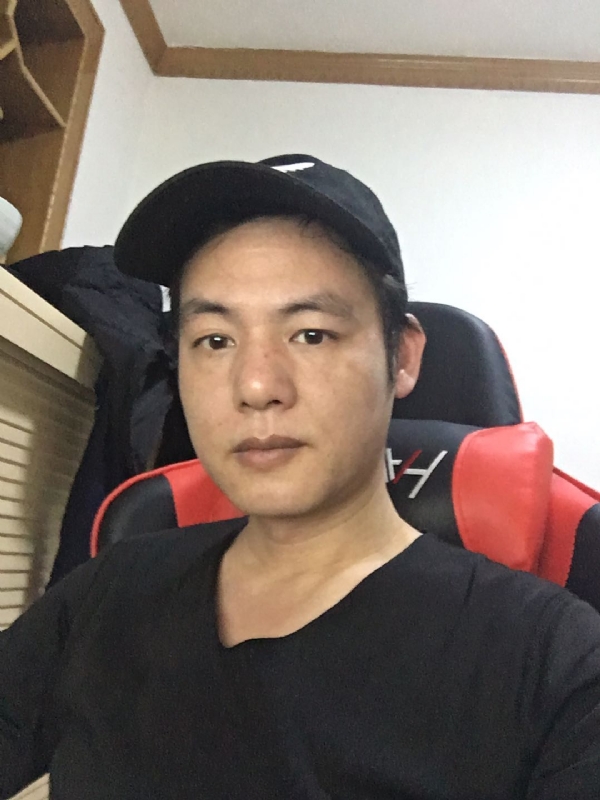 扛枪打鸟的第一张照片--三明相亲服务中心