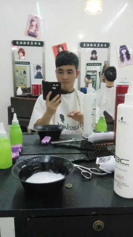 牛郎的第二张照片--三明相亲服务中心