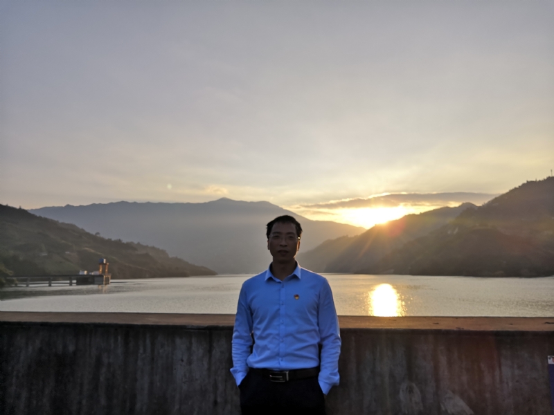 庸人自扰的第一张照片--三明相亲服务中心
