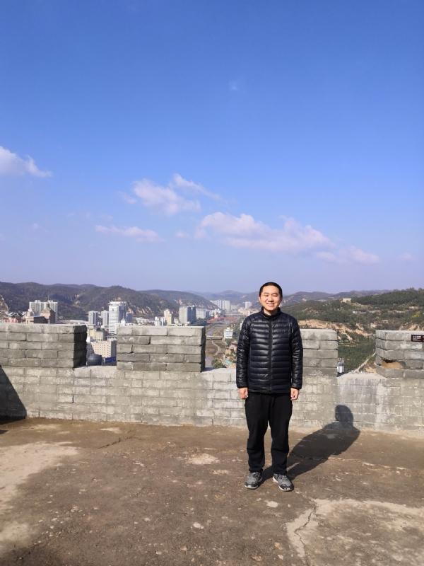 人间不值得的第一张照片--三明相亲服务中心