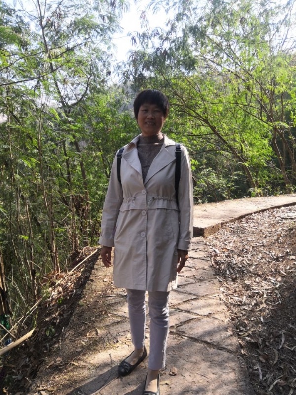 兰草的第一张照片--三明相亲服务中心