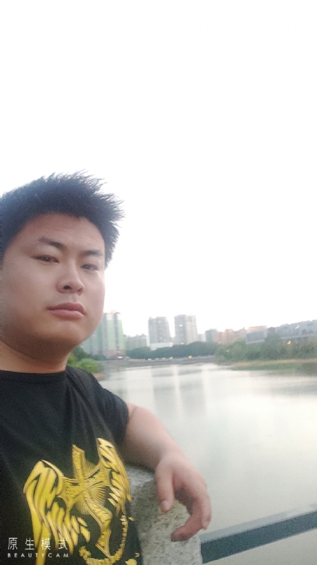 小海的第二张照片--三明相亲服务中心