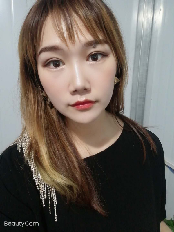 艾薇的第四张照片--三明相亲服务中心