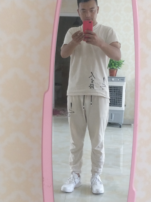 一天一根烟的第二张照片--三明相亲服务中心