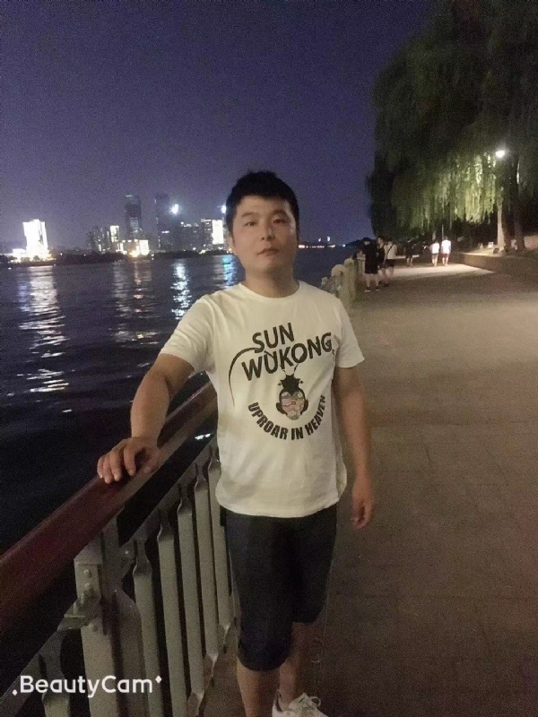 古月的第一张照片--三明相亲服务中心
