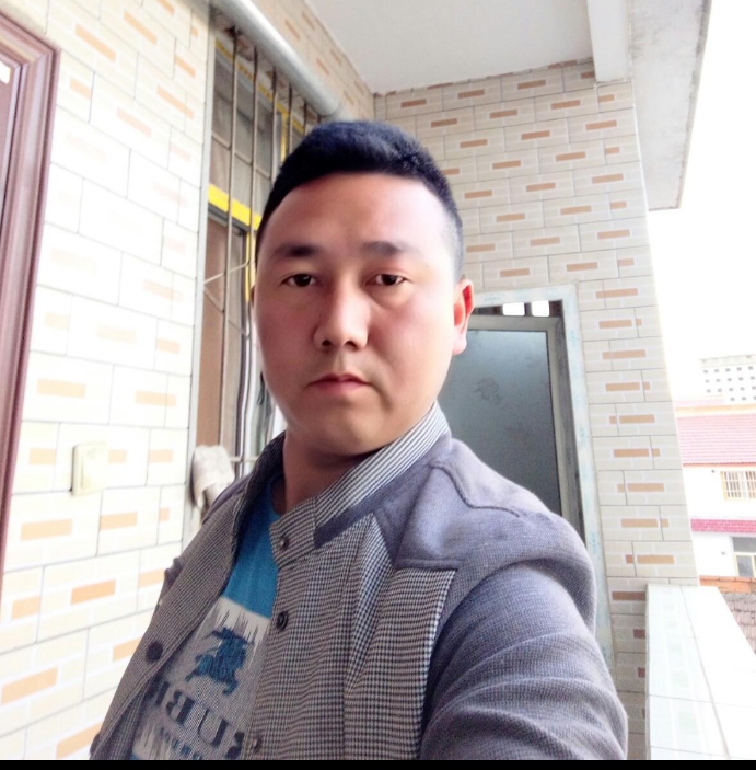 帅帅的大叔的第一张照片--三明相亲服务中心