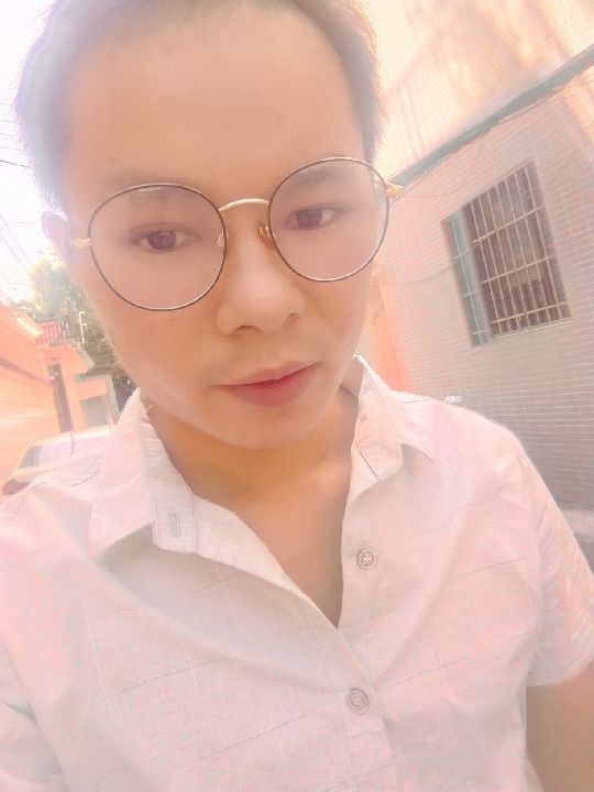 楠呐的第四张照片--三明相亲服务中心