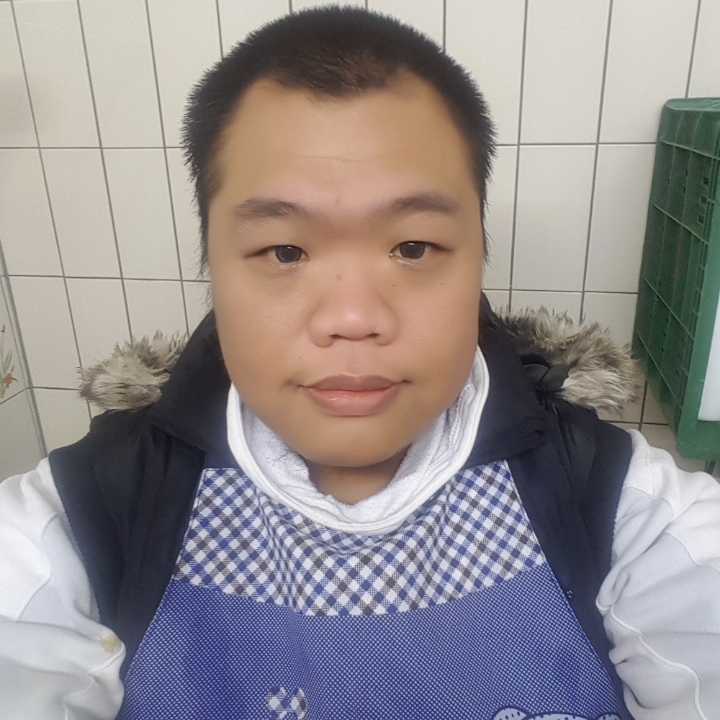 黑熊的第一张照片--三明相亲服务中心