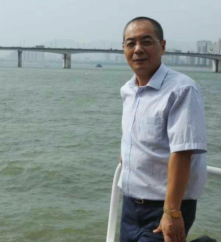 辛民的第二张照片--三明相亲服务中心
