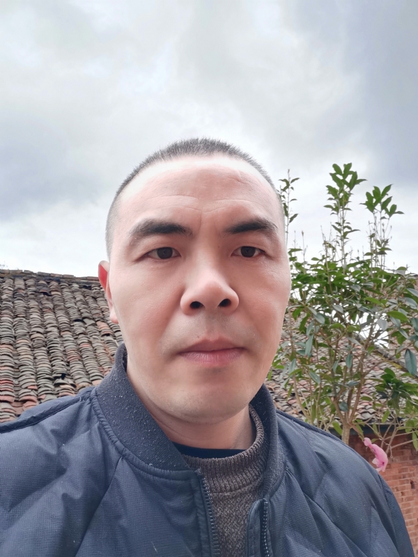 无悔的第一张照片--三明相亲服务中心
