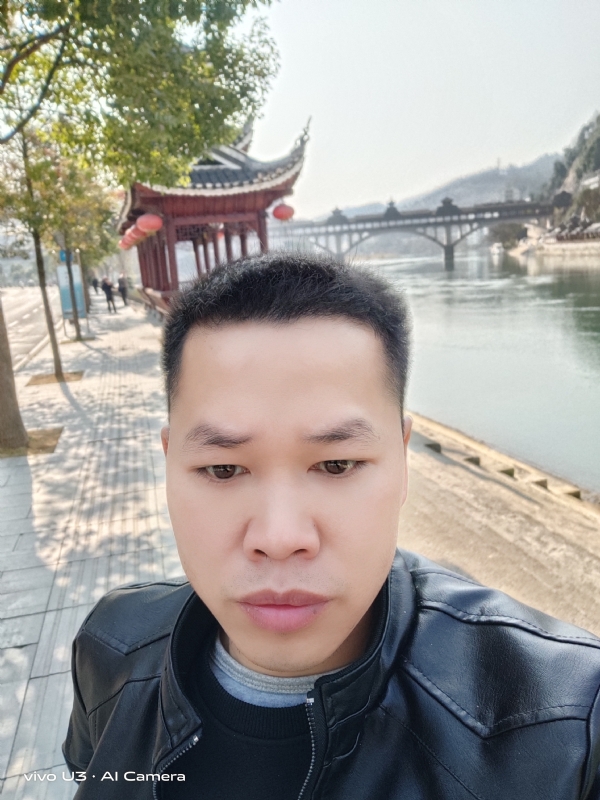 啊锦的第一张照片--三明相亲服务中心