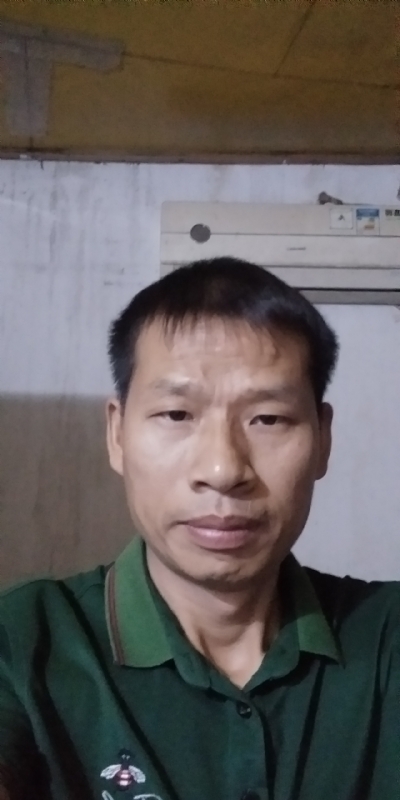 执着跋涉的第三张照片--三明相亲服务中心