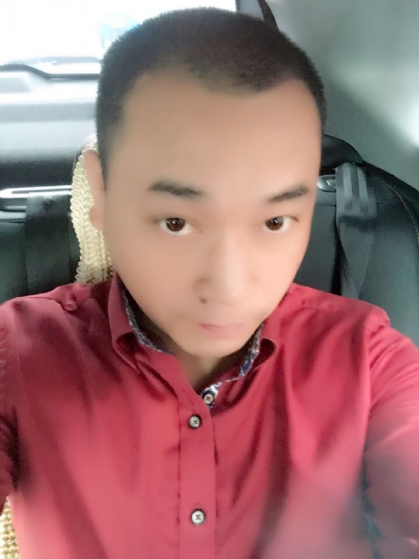 在一个路口等的第一张照片--三明相亲服务中心