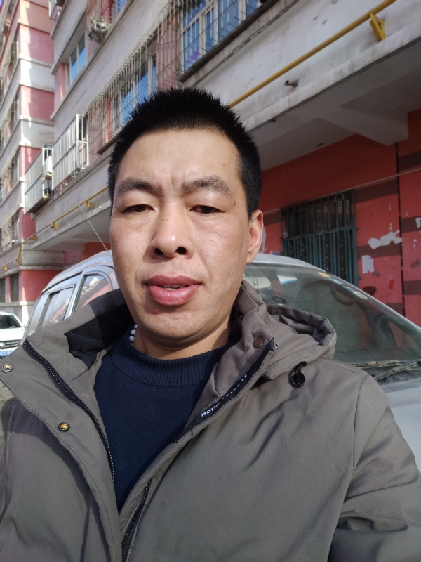 华哥的第一张照片--三明相亲服务中心