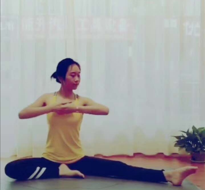 静静子的第一张照片--三明相亲服务中心
