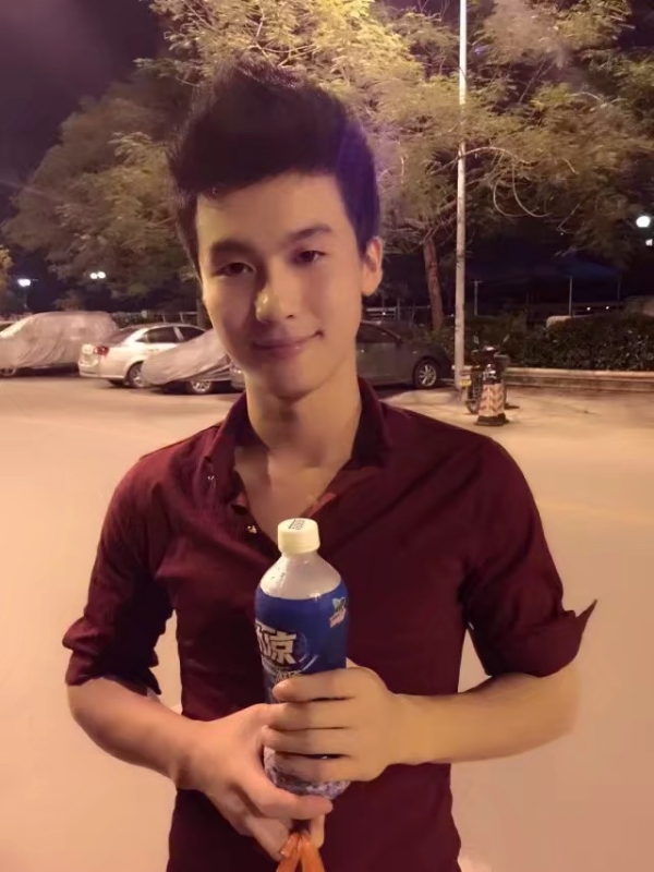 皮特王的第三张照片--三明相亲服务中心