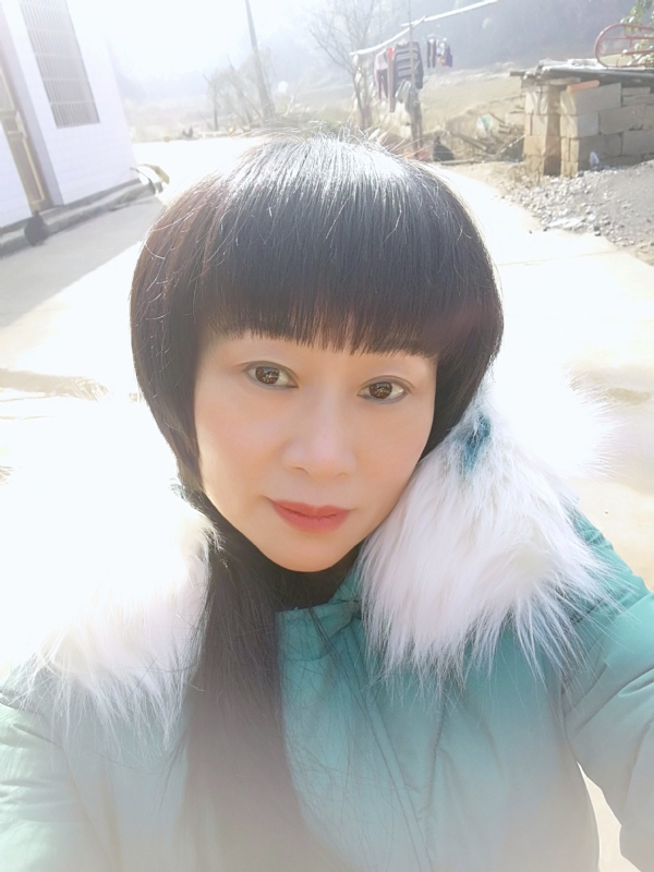 金鱼儿的第一张照片--三明相亲服务中心