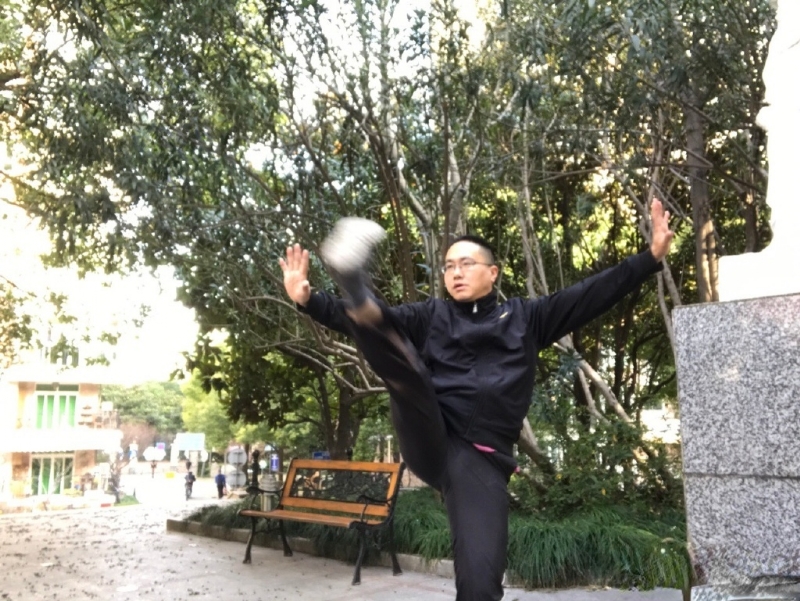 自故深情好受伤的第三张照片--三明相亲服务中心