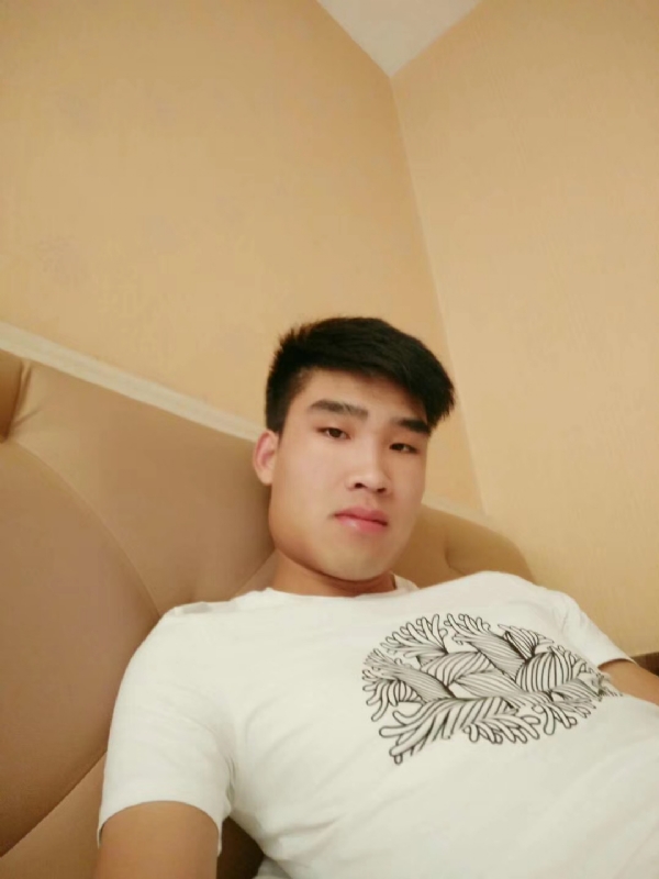 谁不曾孤单上路的第二张照片--三明相亲服务中心