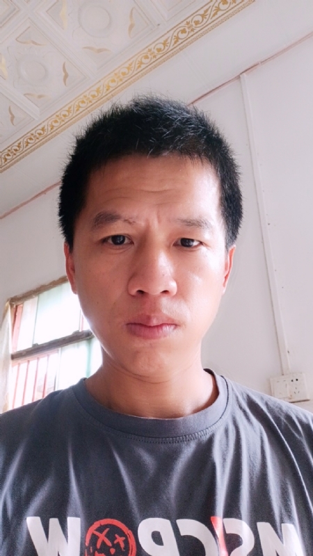 人都再努力的第一张照片--三明相亲服务中心
