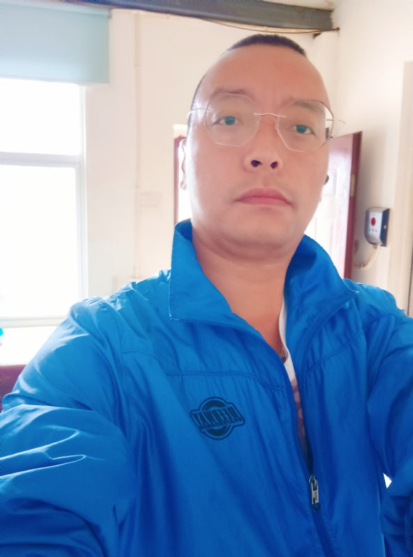 通海混混的第一张照片--三明相亲服务中心