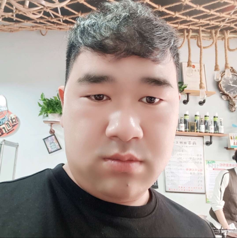 田野小伟的第一张照片--三明相亲服务中心
