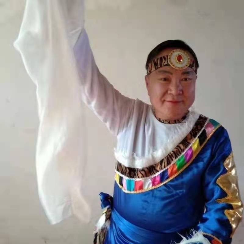 走在冷风中的第一张照片--三明相亲服务中心