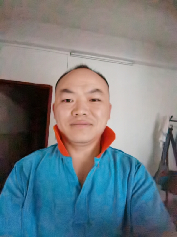 与子携老的第四张照片--三明相亲服务中心