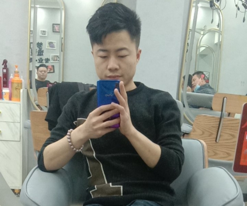 无法自拔的第一张照片--三明相亲服务中心