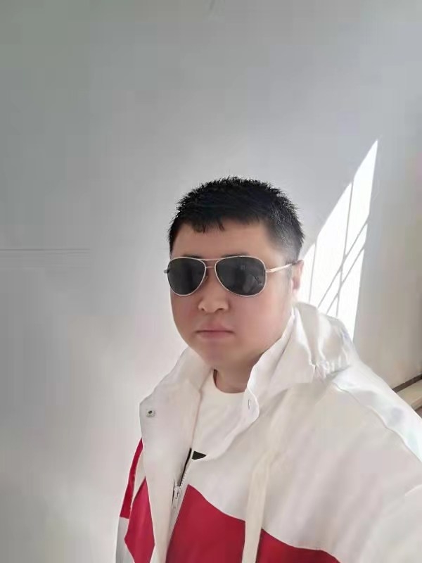 大漠叔叔的第一张照片--三明相亲服务中心