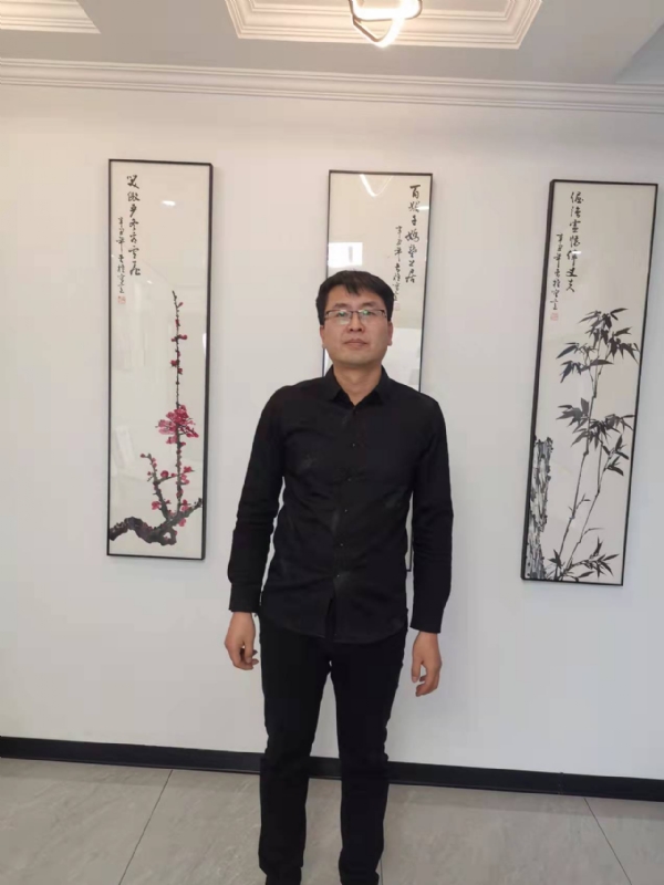 情义比天高的第一张照片--三明相亲服务中心