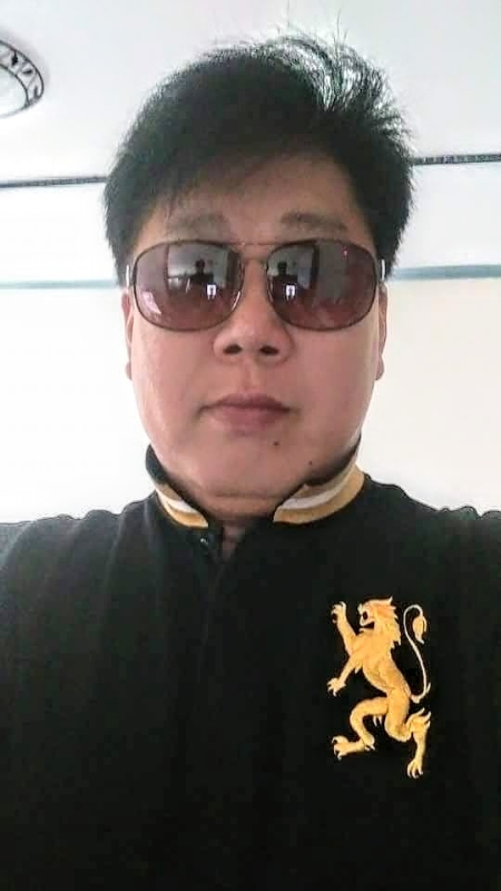 含笑半步癲的第一张照片--三明相亲服务中心
